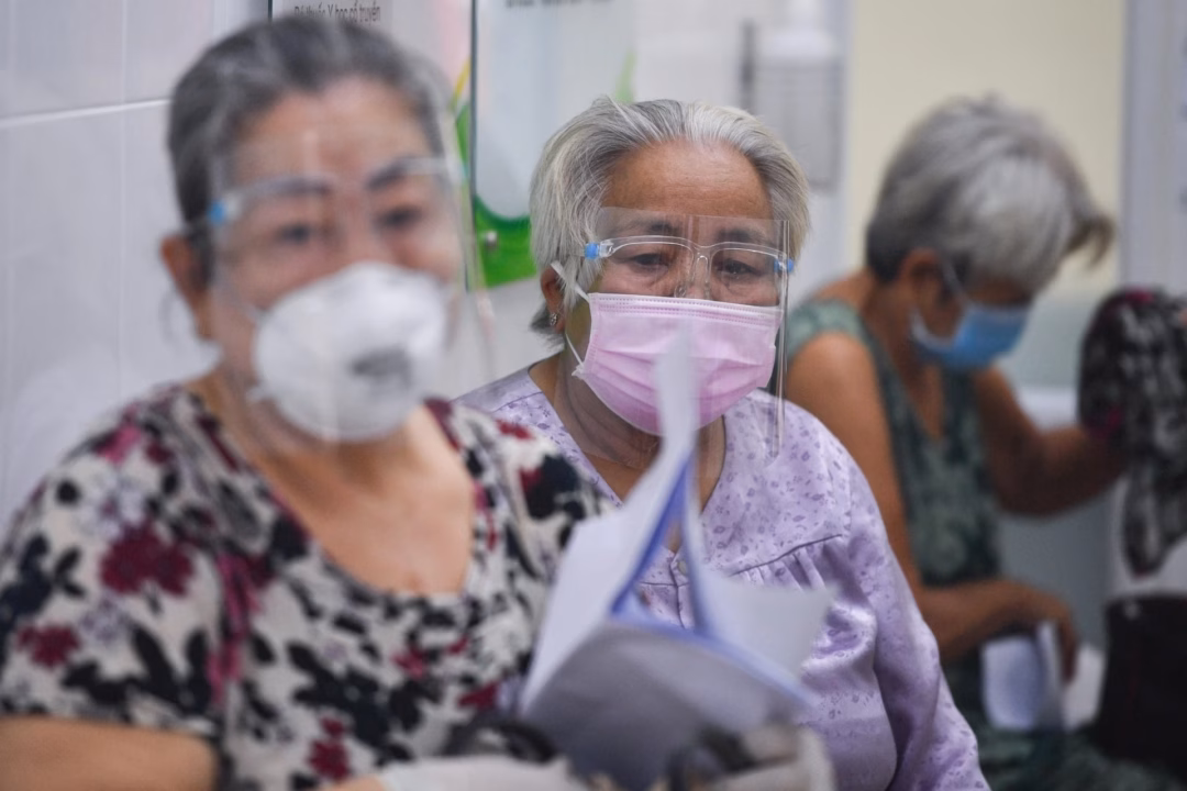 Người cao tuổi trên địa bàn TP Thủ Đức tiêm vaccine phòng Covid-19 hồi tháng 7/2021