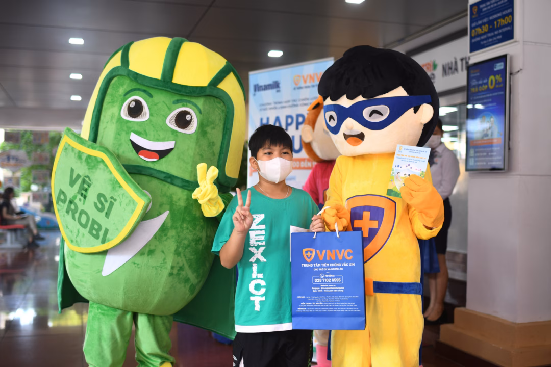 Vinamilk đồng hành cùng tổ chức MD1World tài trợ mổ tim cho trẻ em có hoàn cảnh khó khăn tại Bệnh viện Nhi đồng TPHCM.