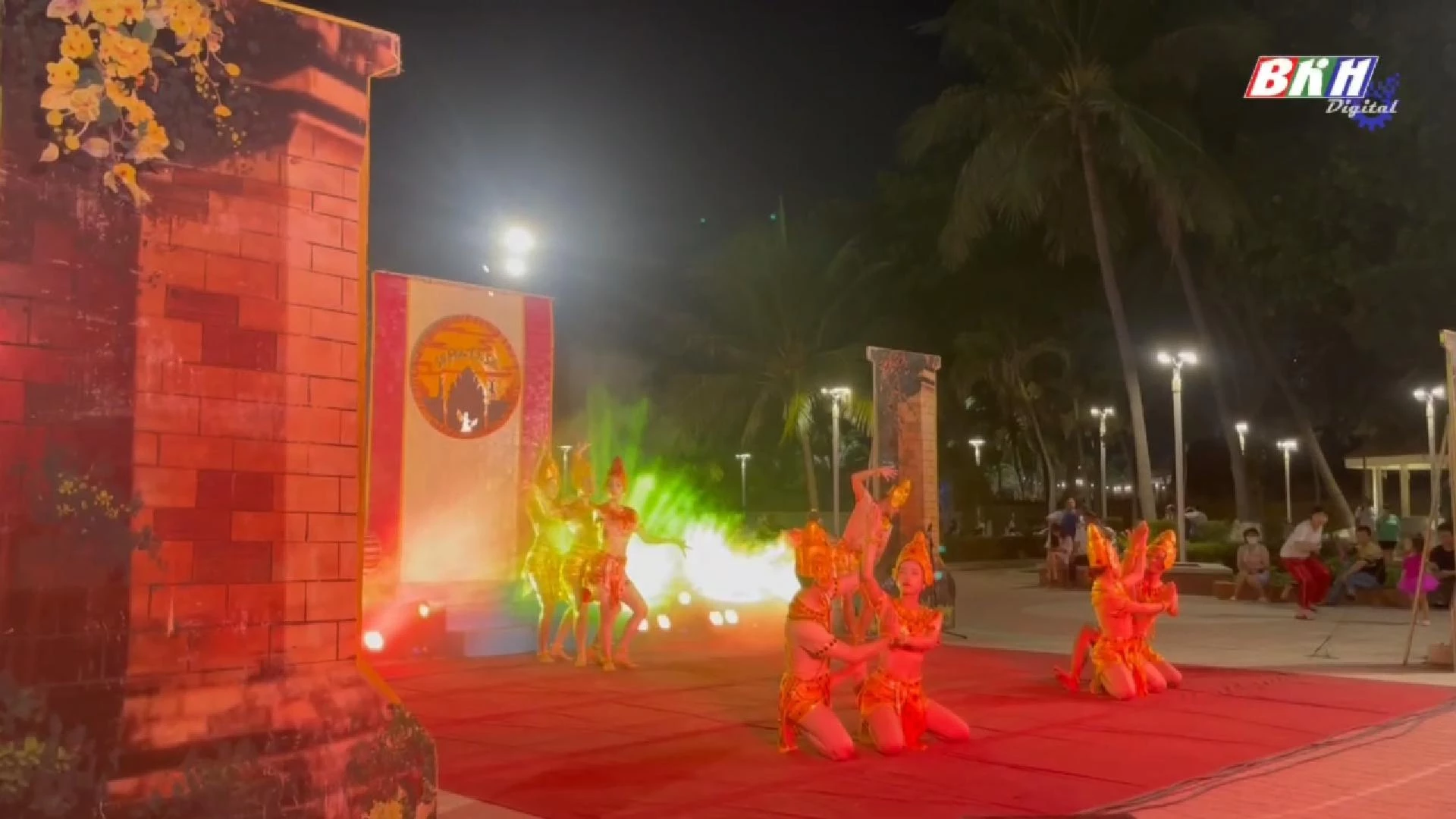 Bản tin thời sự từ 3-7/8: Cải thiện ngành thuế, chống sốt xuất huyết và đảm bảo an ninh VIDEO: Đặc sắc văn hóa Chăm qua chương trình "Về miền di sản"
