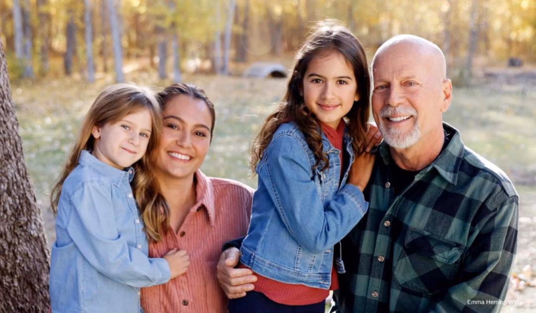 Bruce Willis luôn có vợ và các con đồng hành trong cuộc chiến chống lại bệnh tật (Ảnh: Instagram).