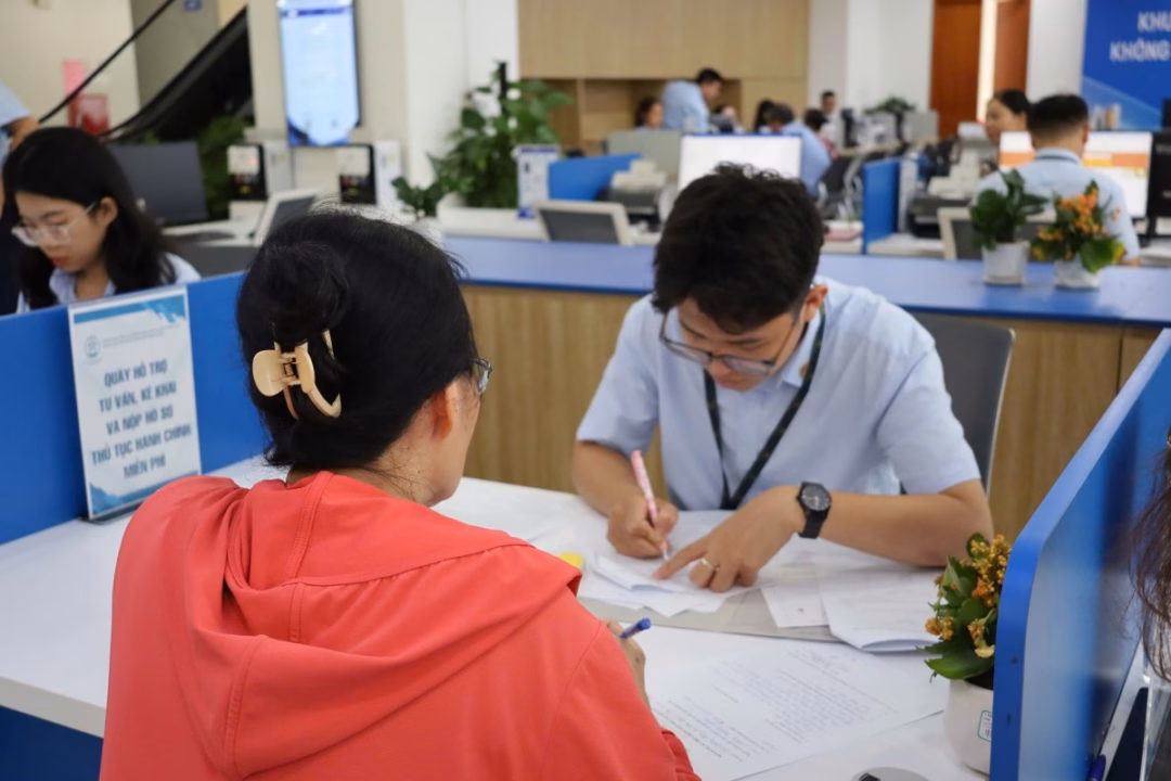 Hà Nội tích cực số hóa dữ liệu hành chính để nâng cao hiệu quả quản lý Bước chuyển lớn trong xây dựng nền hành chính phục vụ