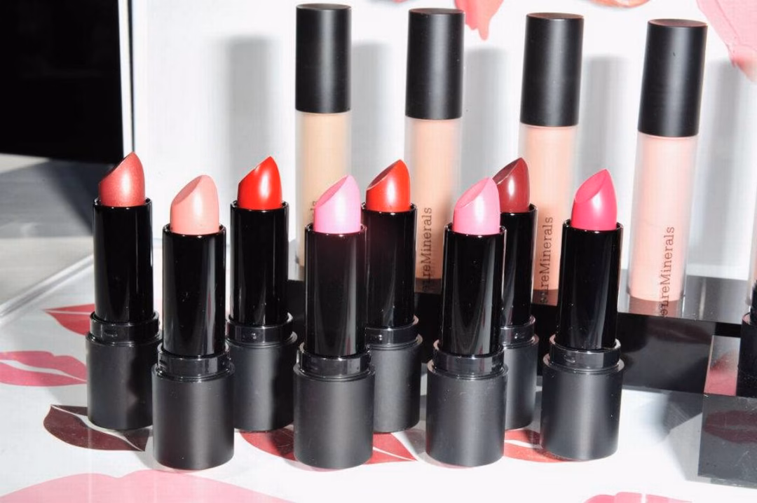 Mỹ phẩm BareMinerals giảm đến 78% tại Home Bargains The 78% discount is only available online