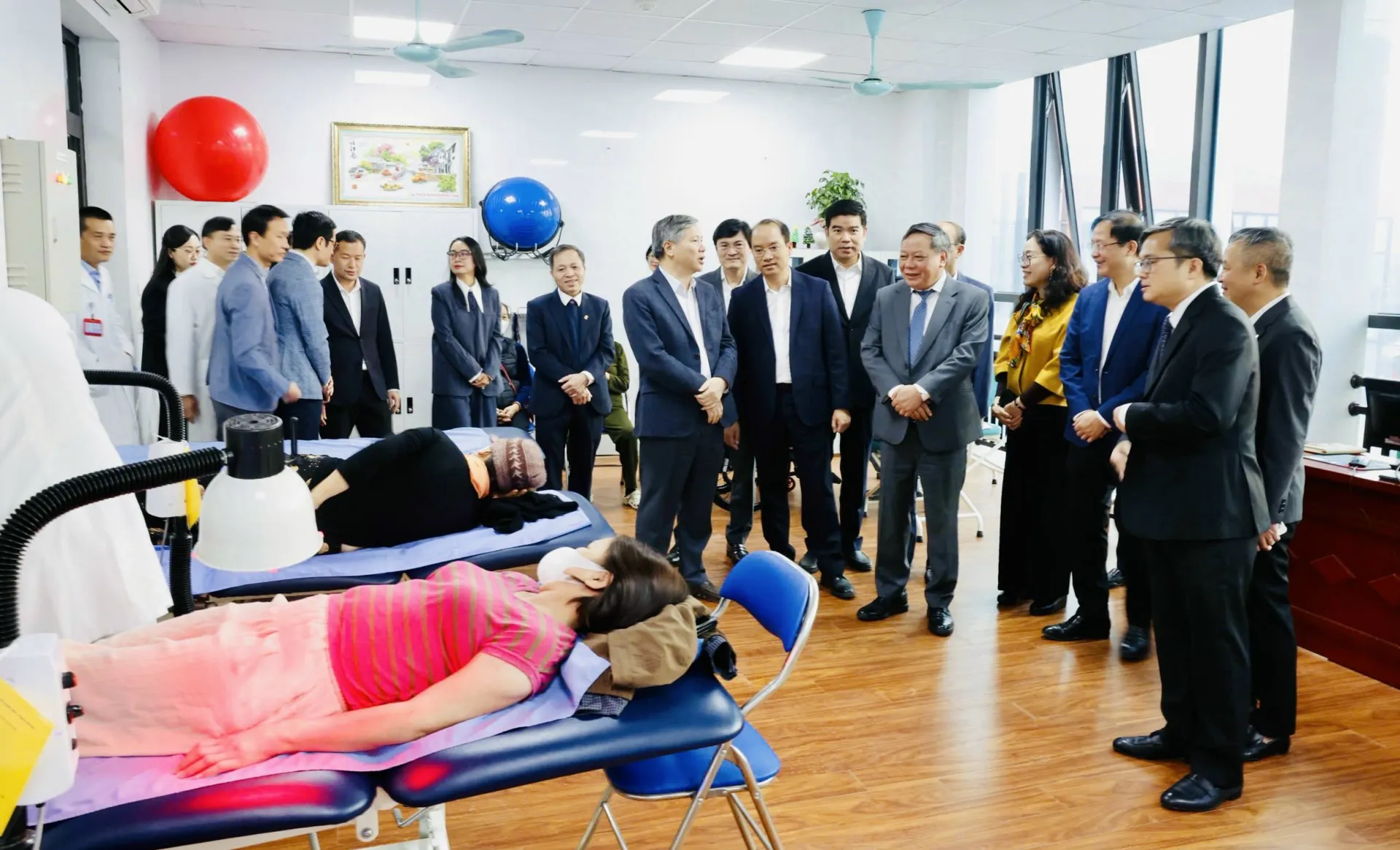 Ph&ograve;ng kh&aacute;m đa khoa Bệnh viện Đại học Y H&agrave; Nội cơ sở Vĩnh Hưng hoạt động 24/24 giờ