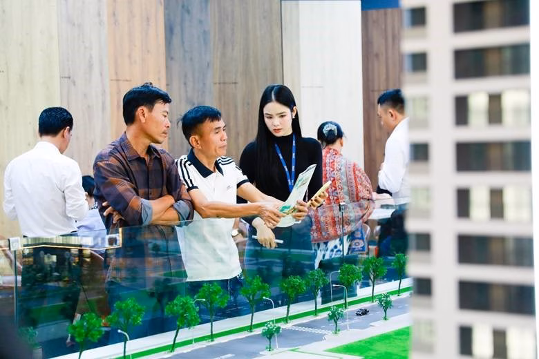 Việt kiều v&agrave; người nước ngo&agrave;i quan t&acirc;m tới dự &aacute;n bất động sản c&oacute; ph&aacute;p l&yacute; ho&agrave;n thiện