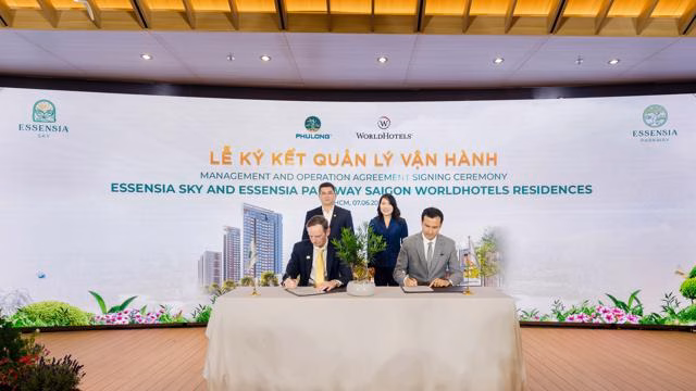 Lễ ký kết hợp tác Lễ ký kết hợp tác chiến lược giữa Phú Long và WorldHotels™