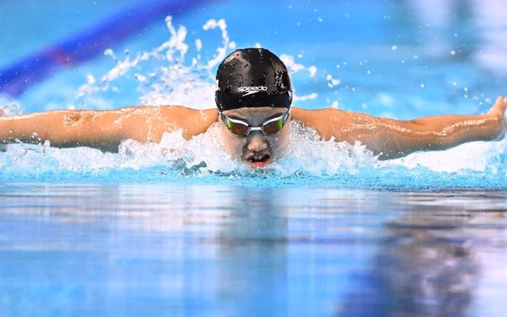 Vụ đọ sức bơi lội của Katie Ledecky và Summer McIntosh tại giải vô địch thế giới Xem gì ở đường đua xanh thế giới? - Ảnh 4.