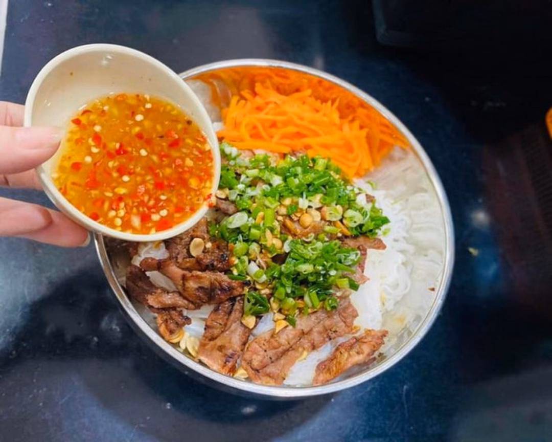 Bún thịt nướng Bún thịt nướng