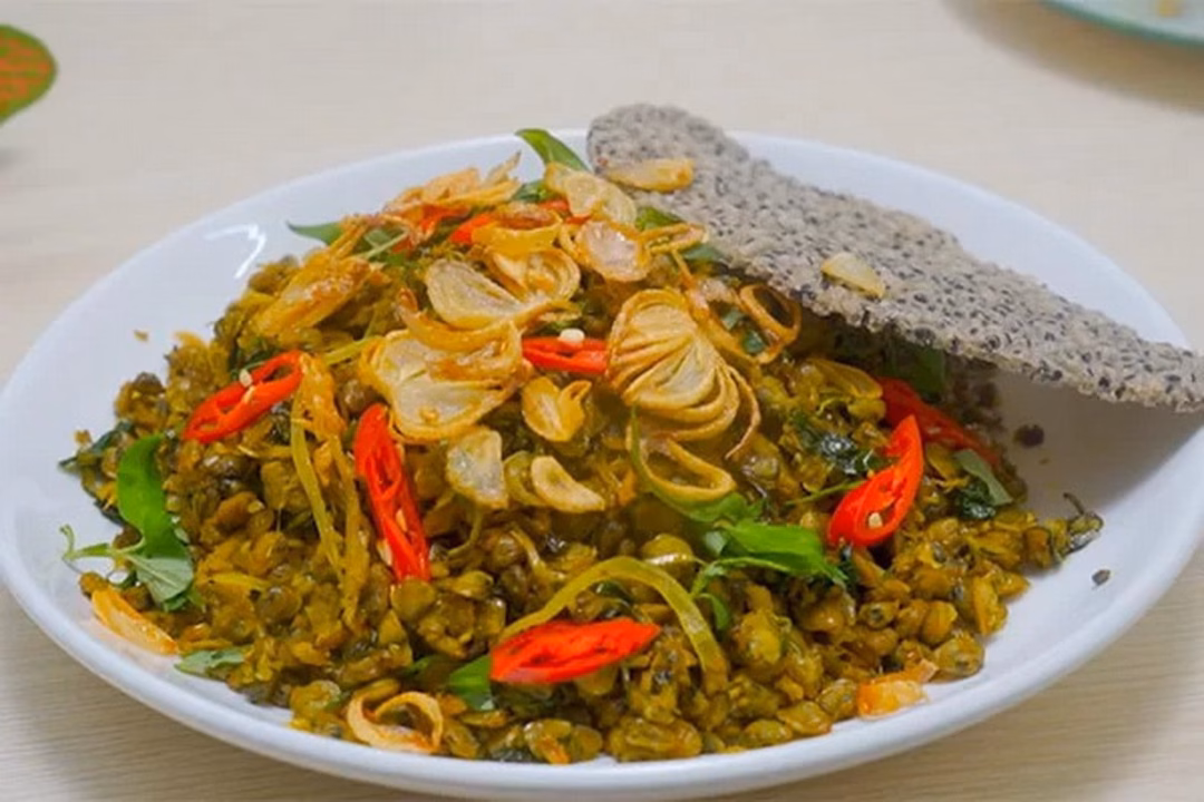 Hến xúc bánh tráng Hến xúc bánh tráng