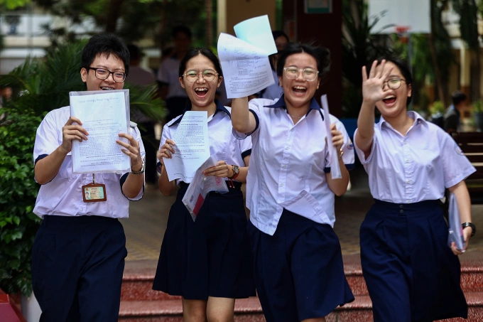 Thí sinh thi lớp 10 công lập TP HCM Thí sinh thi lớp 10 công lập TP HCM
