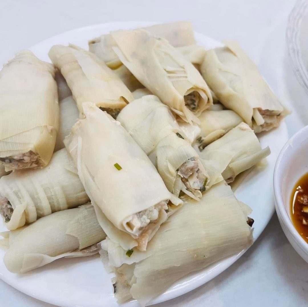 Măng vầu cuốn thịt Măng vầu cuốn thịt