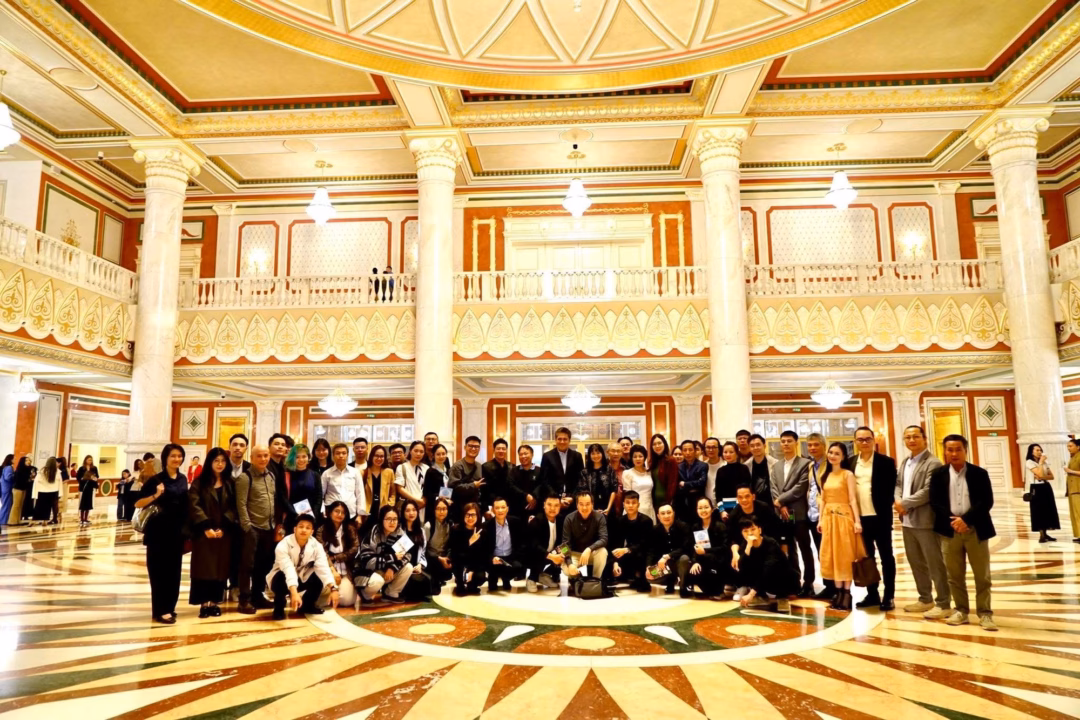 NSND Quốc Hưng hát 'Việt Nam quê hương tôi' cùng dàn nhạc giao hưởng Kazakhstan NSND Quốc Hưng hát 'Việt Nam quê hương tôi' cùng dàn nhạc giao hưởng Kazakhstan