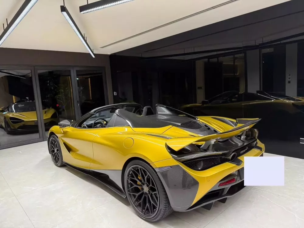 McLaren 720S Spider độ Novitec