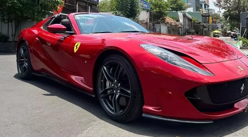 Ferrari 812 GTS Nội thất Ferrari 812 GTS