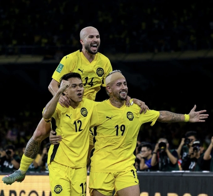 Cầu thủ Malaysia tỏa sáng Tiền đạo Malaysia Rodrigo Holgado mừng bàn thắng
