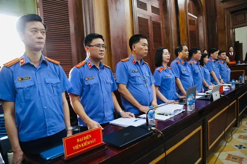 VKSND TP.HCM giữ quyền công tố tại toà trong vụ án Vạn Thịnh Phát VKSND TP.HCM giữ quyền công tố tại toà trong vụ án Vạn Thịnh Phát