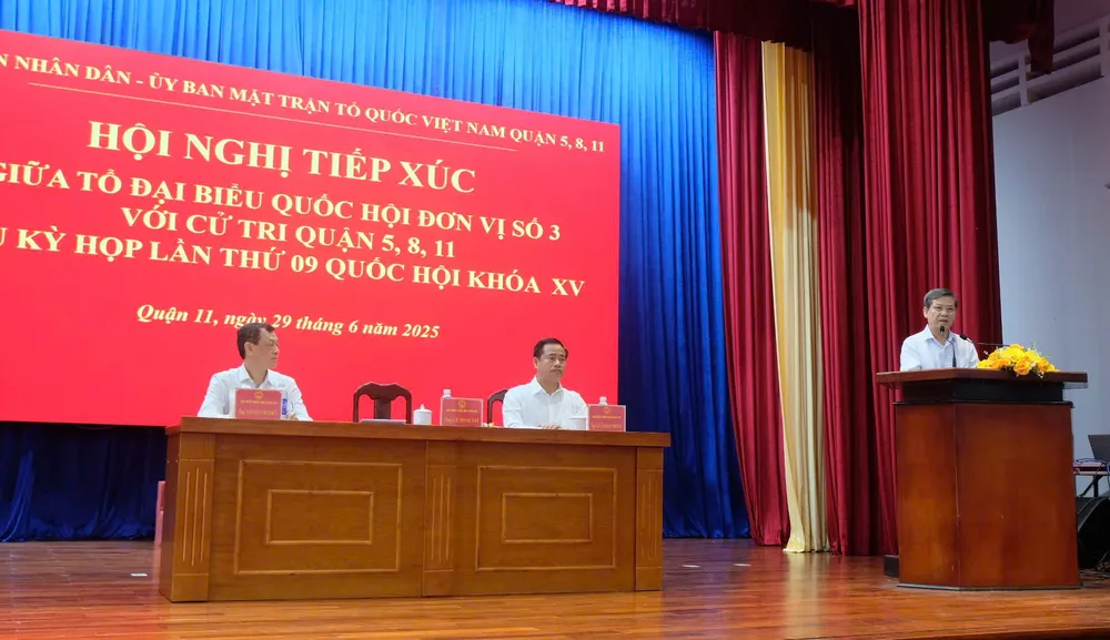 Tổ Đại biểu Quốc hội TP.HCM đơn vị 3 tiếp xúc cử tri