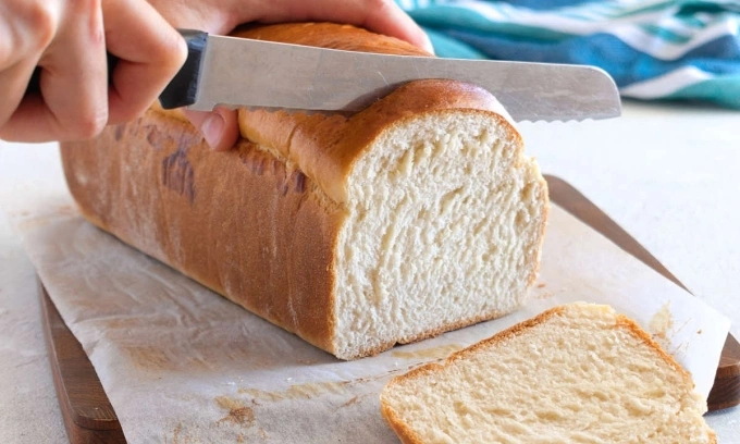 Thực phẩm giàu carbohydrate như bánh mỳ rất phổ biến trong chế độ ăn của runner.