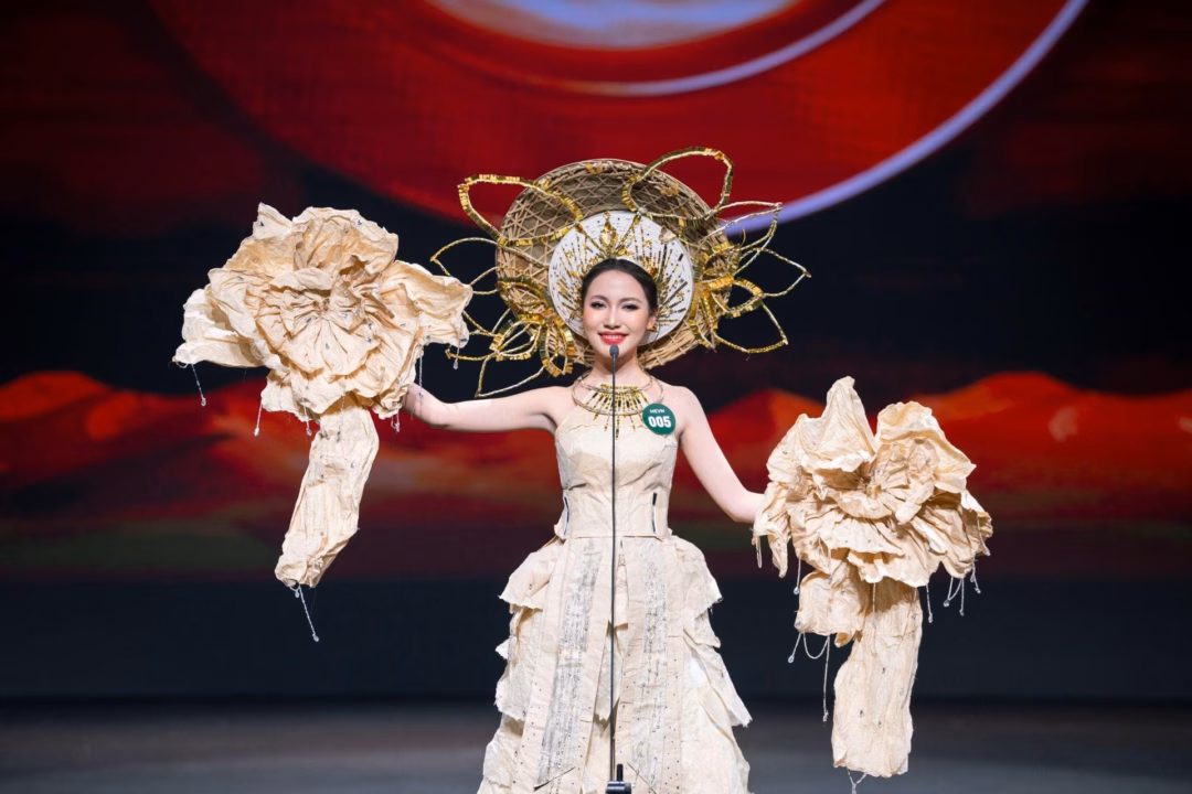 Thí sinh Phùng Doanh Doanh đạt giải