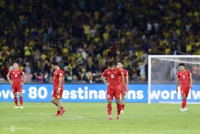 Thảm bại của Việt Nam Đội tuyển Việt Nam thua Malaysia 0-4