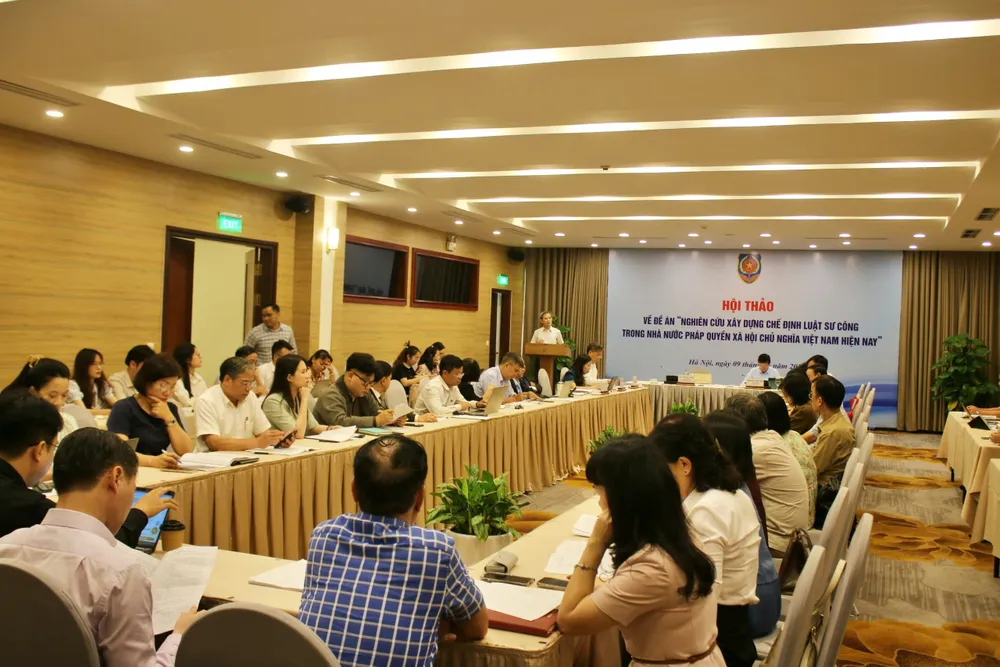 Bộ Tư pháp tổ chức Hội thảo về Đề án nghiên cứu xây dựng chế định luật sư công Bộ Tư pháp tổ chức Hội thảo về Đề án nghiên cứu xây dựng chế định luật sư công