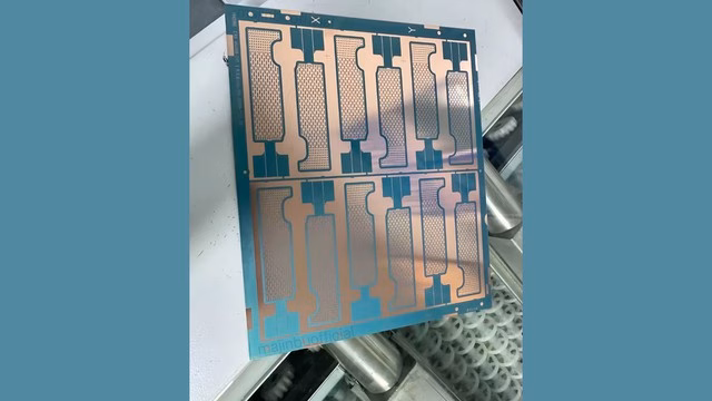 Hệ thống làm mát buồng hơi trên iPhone 17 Pro Hình ảnh hệ thống làm mát buồng hơi trên iPhone 17 Pro