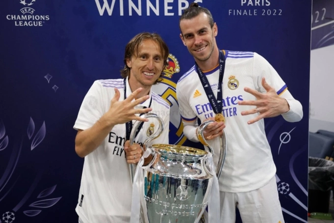 Bale và Luka Modric vô địch Champions League Bale và Luka Modric vô địch Champions League cùng Real Madrid
