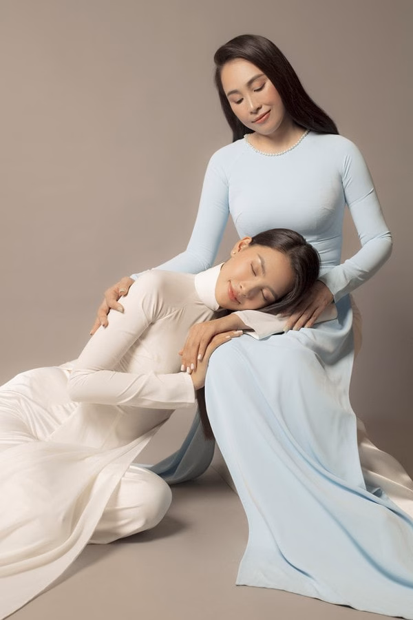 Mẹ ruột Hoa hậu Tiểu Vy Mẹ ruột Hoa hậu Tiểu Vy