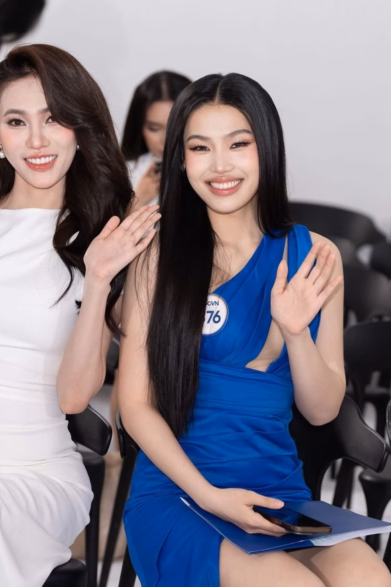 Cẩm Ly làm khá tròn trịa mọi tiêu chí mà Hoa hậu Hoàn Vũ Việt Nam yêu cầu