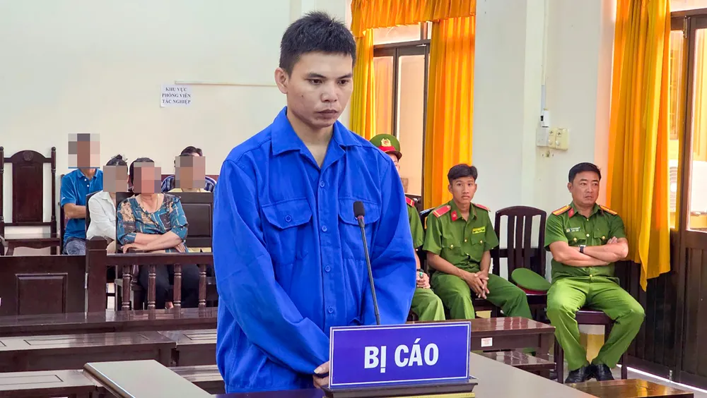 Bị cáo Mai Thiện Tâm bị tuyên phạt 12 năm tù. Bị cáo Mai Thiện Tâm bị tuyên phạt 12 năm tù.