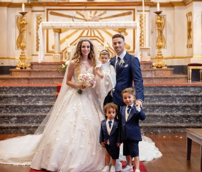 Diogo Jota (phải) và Rute Cardoso kết hôn vào ngày22/6/2025.