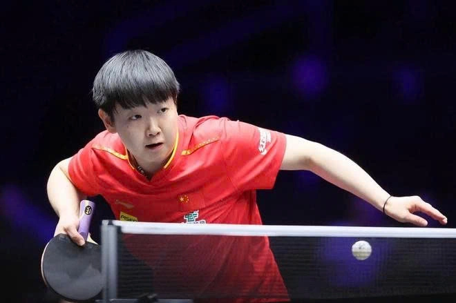 Sun Yingsha trong trận đấu với Chen Yi Sun Yingsha trong trận đấu với Chen Yi tại vòng 1/8 đơn nữ, giải bóng bàn US Smash