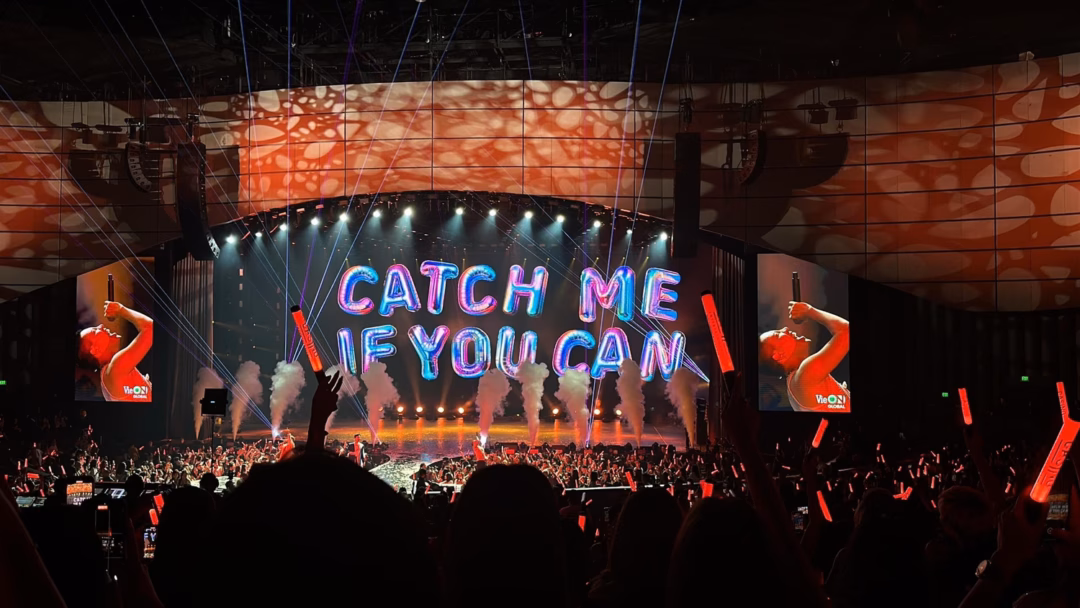 Anh Trai Say Hi gây sốt với concert kín chỗ tại Las Vegas
