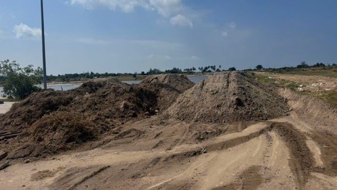 Cảnh s&aacute;t An Giang bắt 9 đối tượng khai th&aacute;c kho&aacute;ng sản bất hợp ph&aacute;p tại Ph&uacute; Quốc