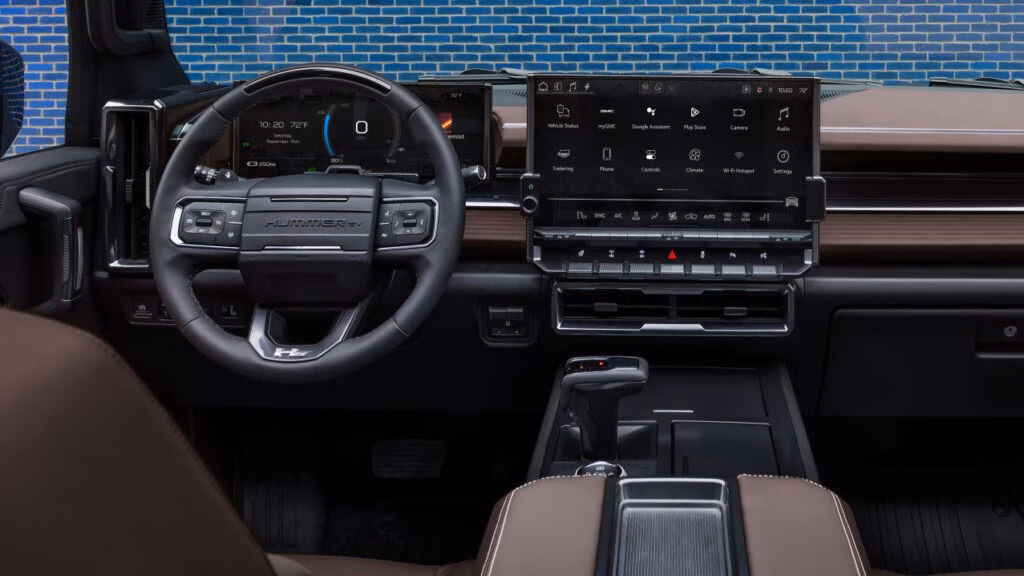Nội thất xe điện Hummer EV