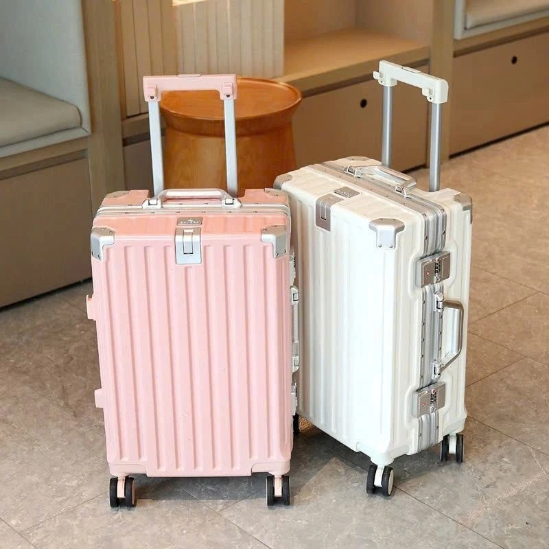 Làm thế nào để chọn vali khung nhôm phù hợp cho chuyến đi chơi với con mà không sợ bị vỡ hay hỏng hóc?