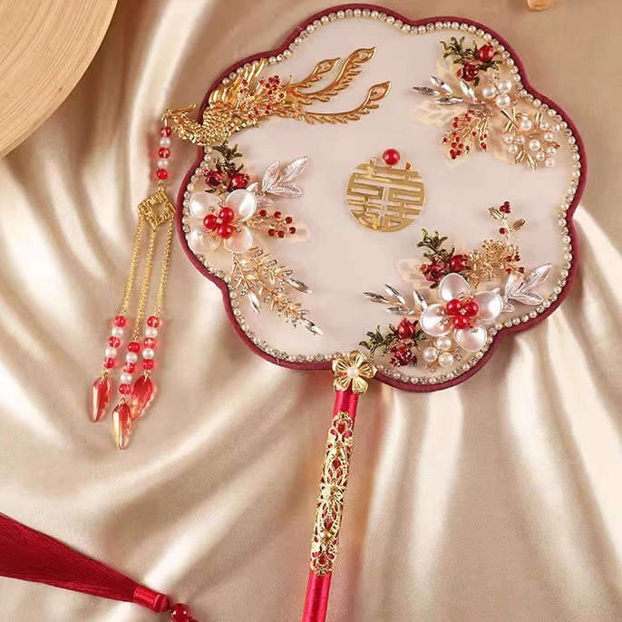 Làm thế nào để chọn quạt cây cổ điển phù hợp với không gian phòng khách của bạn?