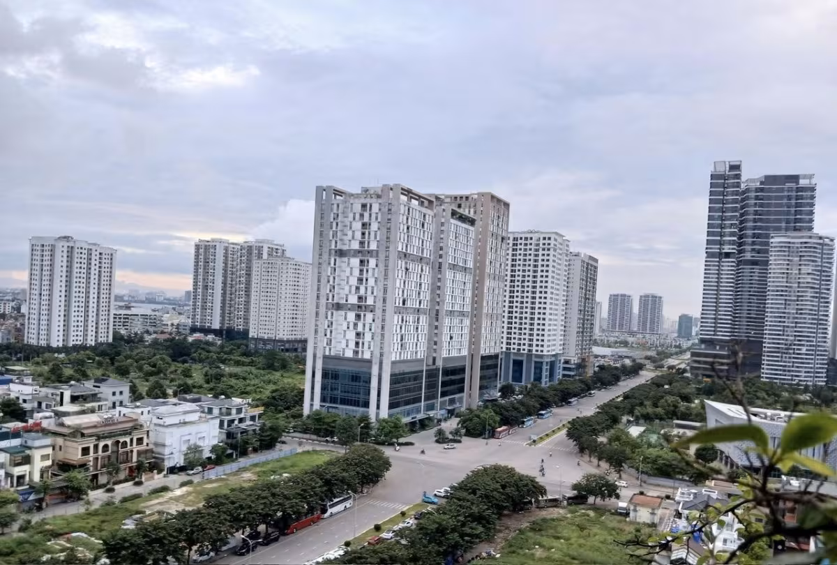 Giấc mơ an cư của người trẻ: Giá nhà tăng vọt, thu nhập không bắt kịp