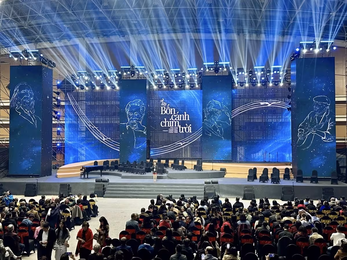 Hà Nội yêu cầu Ngọc Việt Education quyền lợi khán giả sau hoãn show