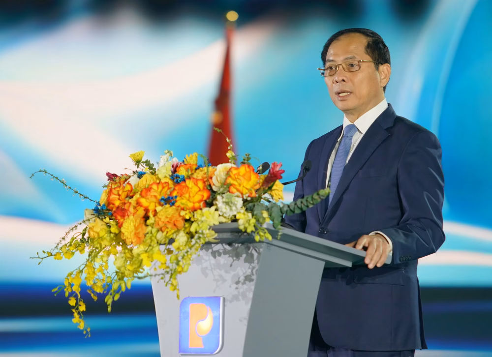 Ph&oacute; Thủ tướng B&ugrave;i Thanh Sơn ph&aacute;t biểu tại lễ kỷ niệm