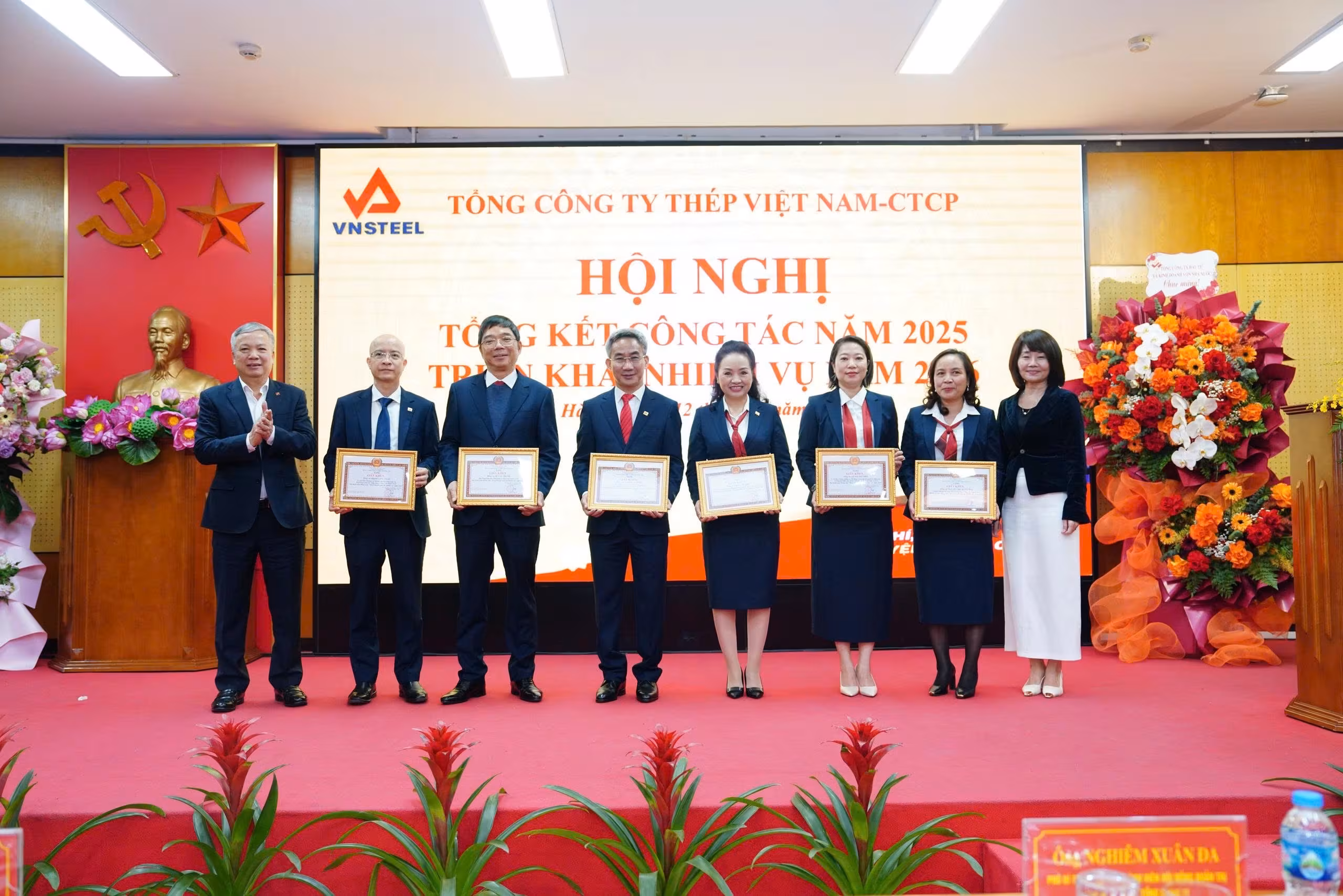VNSTEEL 2025: Bứt phá doanh thu, lợi nhuận và sản lượng – Kỷ lục 5 năm