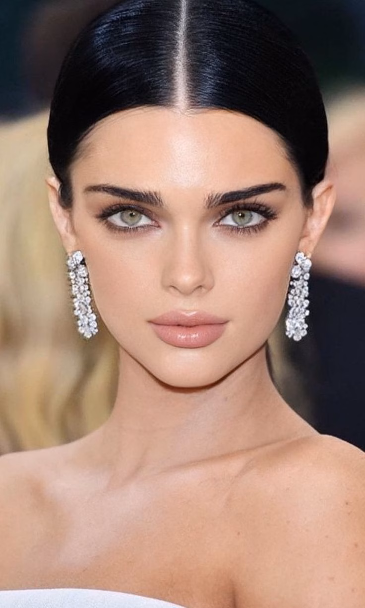 Make-up look tây đang được ưa chuộng