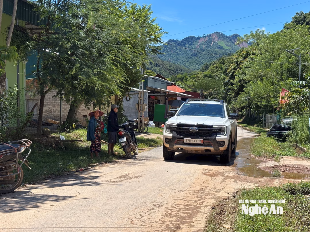 Chiếc xe bán tải của anh Lê Văn Quy. Ảnh: Ngân Hạnh
