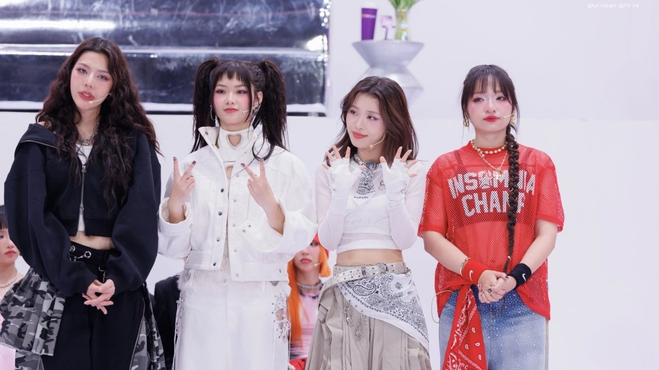 Trấn Thành ‘quản’ lớp học hỗn loạn trong Em xinh ‘Say Hi’