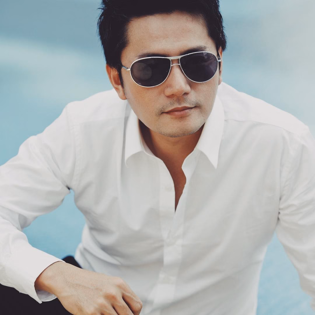 Nam diễn viên quay lại với nghệ thuật ở tuổi 46.