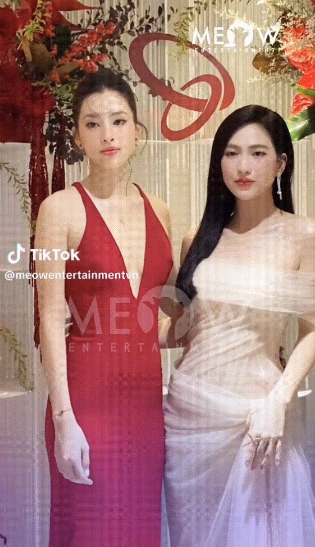 Phương Anh Đào đọ sắc cùng hoa hậu Tiểu Vy.