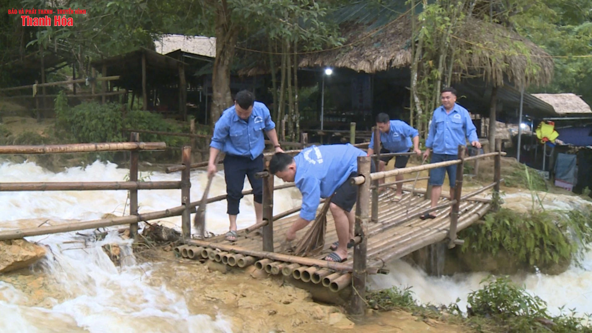 Tại Khu du lịch Thác Mây (xã Thạch Quảng), sau khi bão tan, ban quản lý đã lập tức huy động lực lượng để tổng dọn vệ sinh, kiểm tra cơ sở vật chất, đảm bảo an toàn cho hoạt động du lịch.