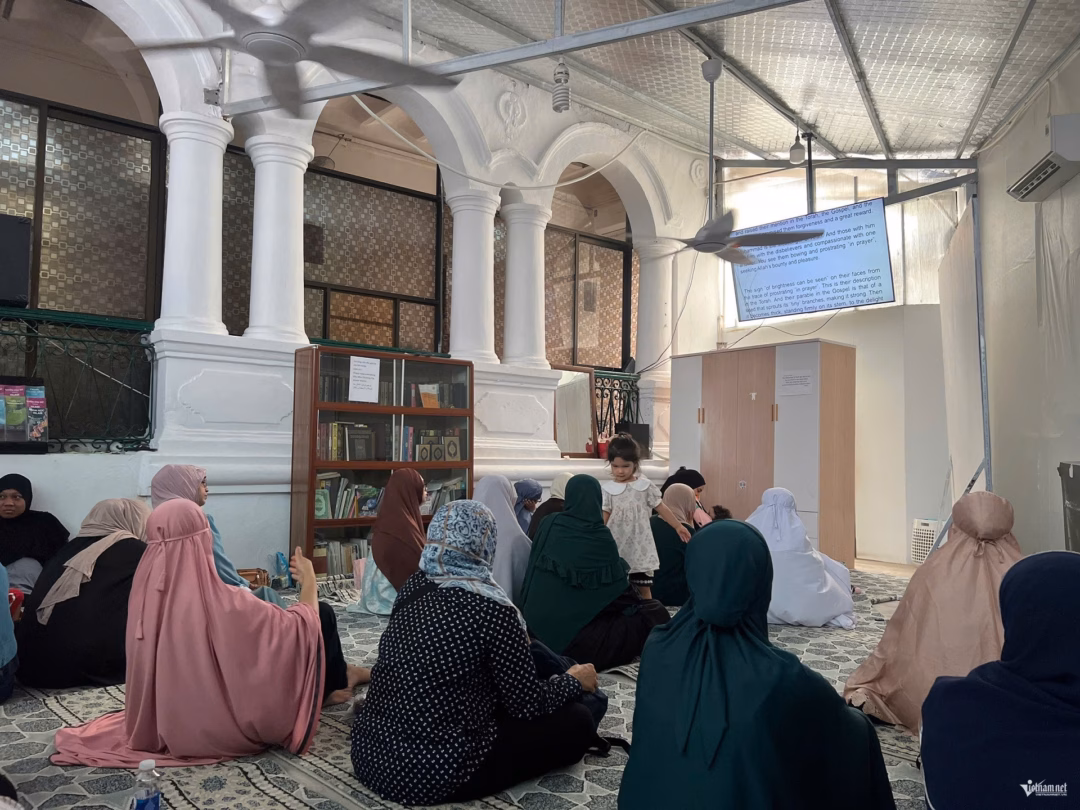 Khám phá Thánh đường Hồi giáo Al-Noor: Nơi tôn giáo và văn hóa giao hòa ở Hà Nội