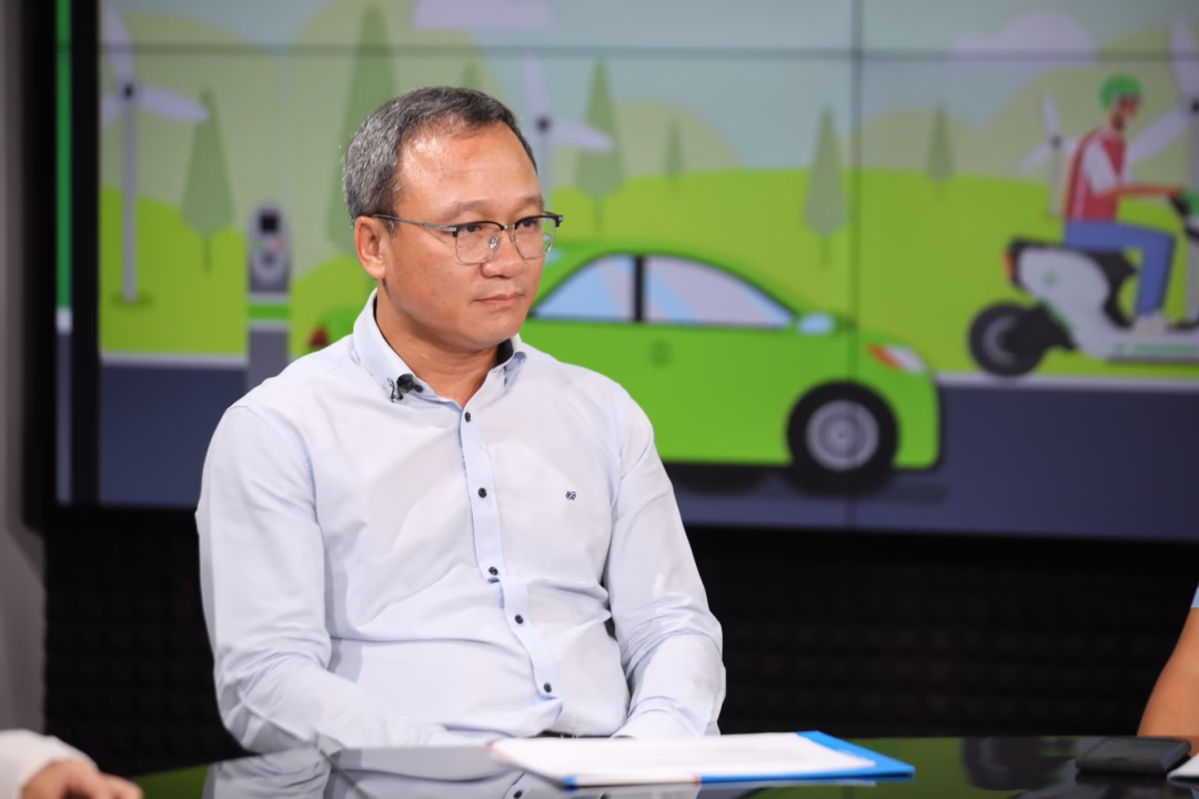 Hà Nội lên kế hoạch chuyển đổi giao thông xanh, loại bỏ xe máy chạy xăng dầu Giá xăng dầu hôm nay 17/7: Hồi nhanh sau pha lao dốc, xăng dầu trong nước chiều nay sẽ chỉnh nhẹ?