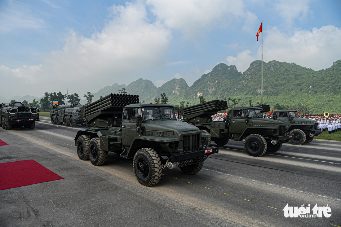 Tổ hợp pháo phản lực BM-21 - Ảnh: NAM TRẦN