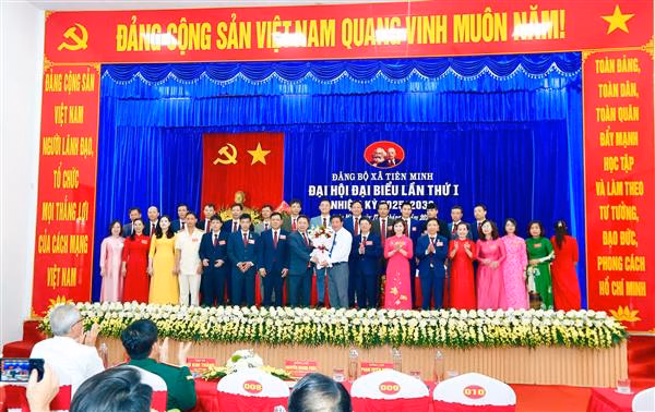 Hải Phòng: Nâng cao kỹ năng thực hiện dịch vụ công cho người dân Đại hội Đảng bộ xã Tiên Minh lần thứ I, nhiệm kỳ 2025 – 2030: Quyết tâm đổi mới, phát triển nhanh và bền vững